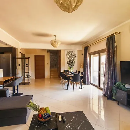 Atlas Mansion-4 Bedroom *